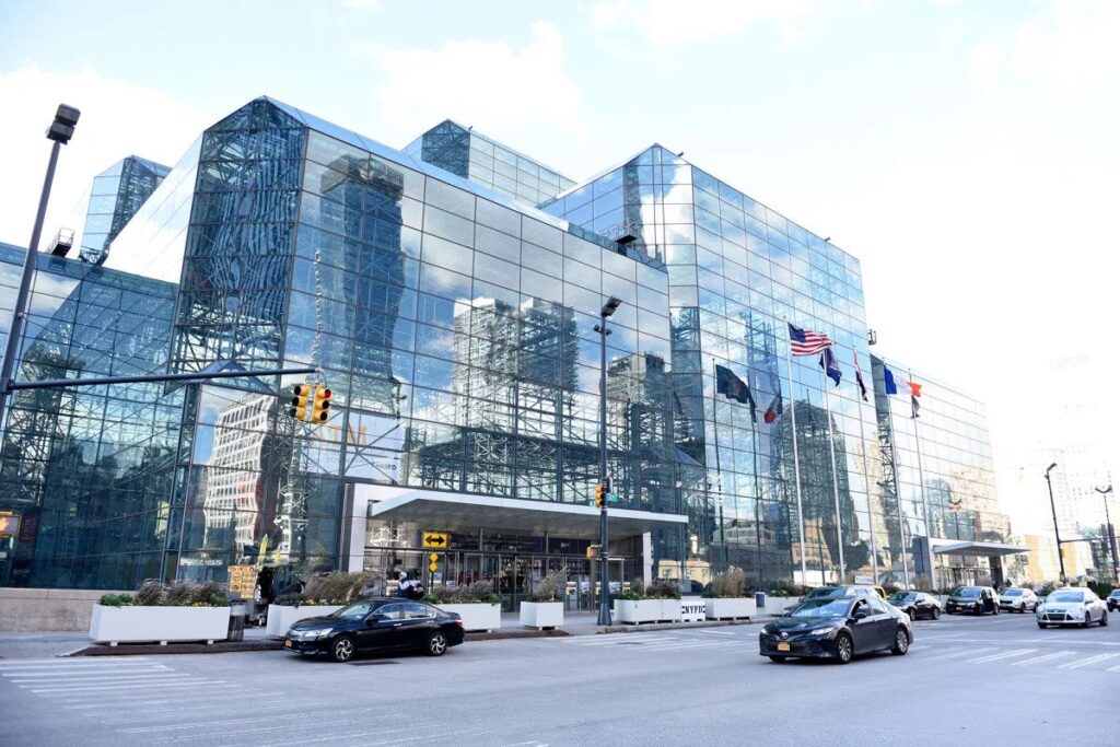 Κορωνοϊός: Ο κυβερνήτης της Νέας Υόρκης ζήτησε την μετατροπή συνεδριακού κέντρου σε νοσοκομείο