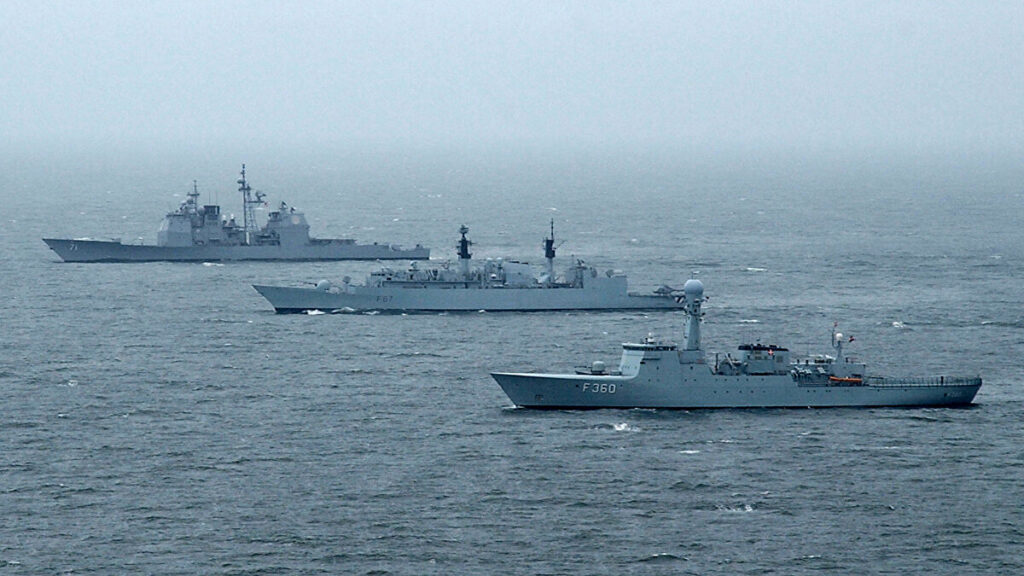 NATO: «Να διασφαλίσουμε ότι η κρίση υγείας δεν θα γίνει κρίση ασφαλείας» – Προειδοποιήσεις στην Ρωσία