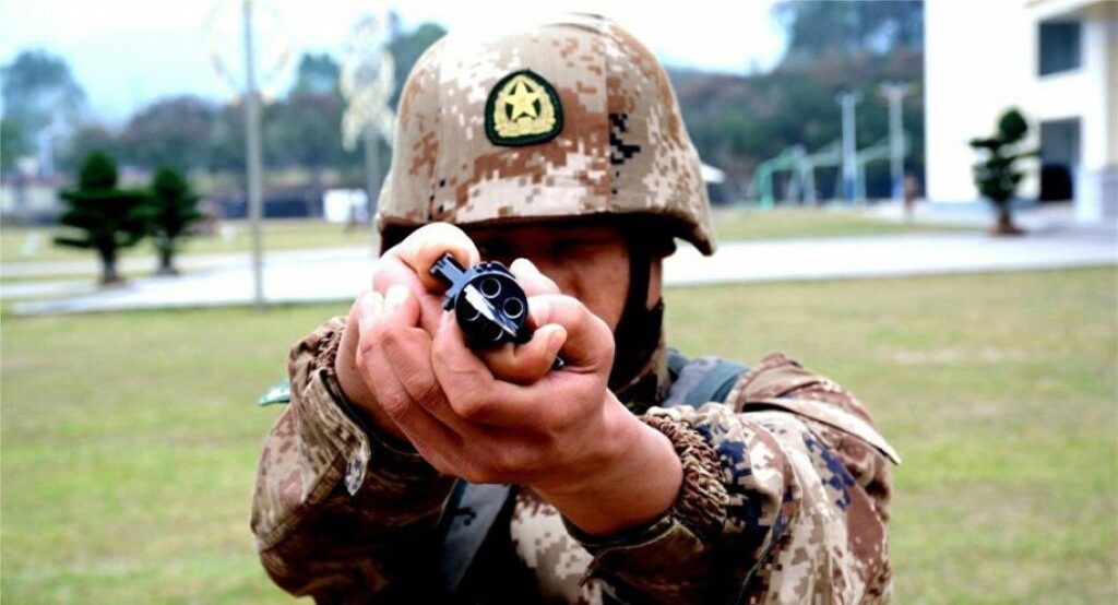 Tο μαχαίρι των Κινέζων κομάντο που μπορεί να χρησιμοποιηθεί και σαν όπλο (φώτο-βίντεο)