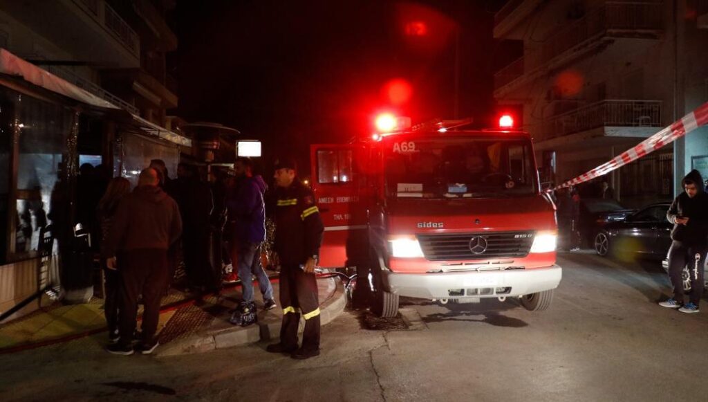 Φωτιά στην Λαχαναγορά του Ρέντη: Σπεύδουν ισχυρές δυνάμεις της Πυροσβεστικής