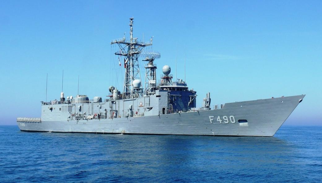 Η Τουρκία έστειλε και πέμπτη φρεγάτα στην Λιβύη: Κρατάει «εν ζωή» την φιλοτουρκική κυβέρνηση Σάρατζ