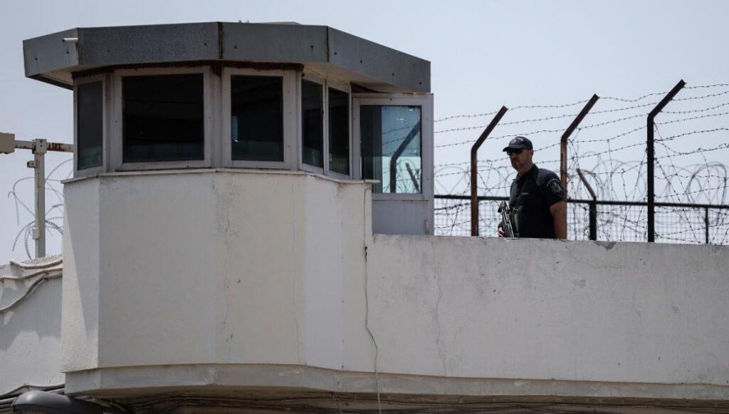 Φυλακές Μαλανδρίνου: Νεκρός μέσα στο κελί του 37χρονος πατέρας πέντε παιδιών