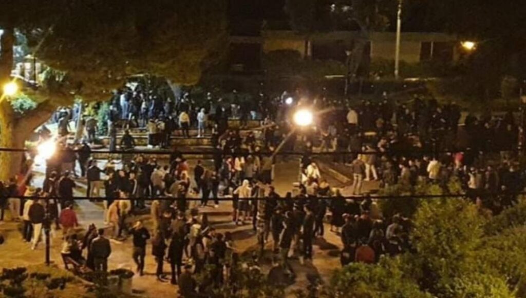 Κινητοποιήσεις και μοτοπορείες στις πλατείες της Αθήνας (βίντεο)