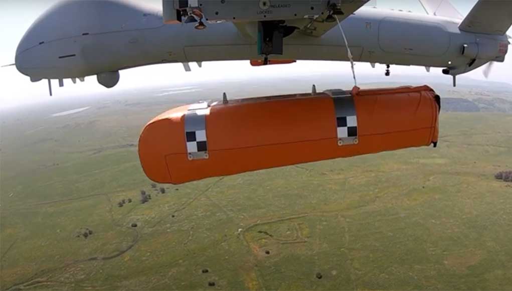 Το Hermes 900 maritime patrol drone εξοπλίστηκε και με σωσίβιες λέμβους