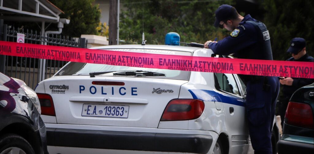 ΕΛ.ΑΣ: Δικογραφία σε βάρος 12 ατόμων – Είχαν στήσει απάτη με θύματα επιχειρήσεις τροφίμων