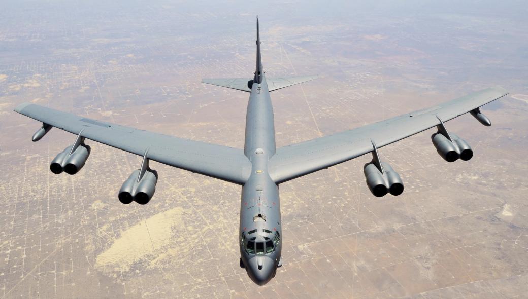 B-52 Stratofortress: 65 χρόνια βομβαρδιστικό πρώτης γραμμής και συνεχίζει… (βίντεο)