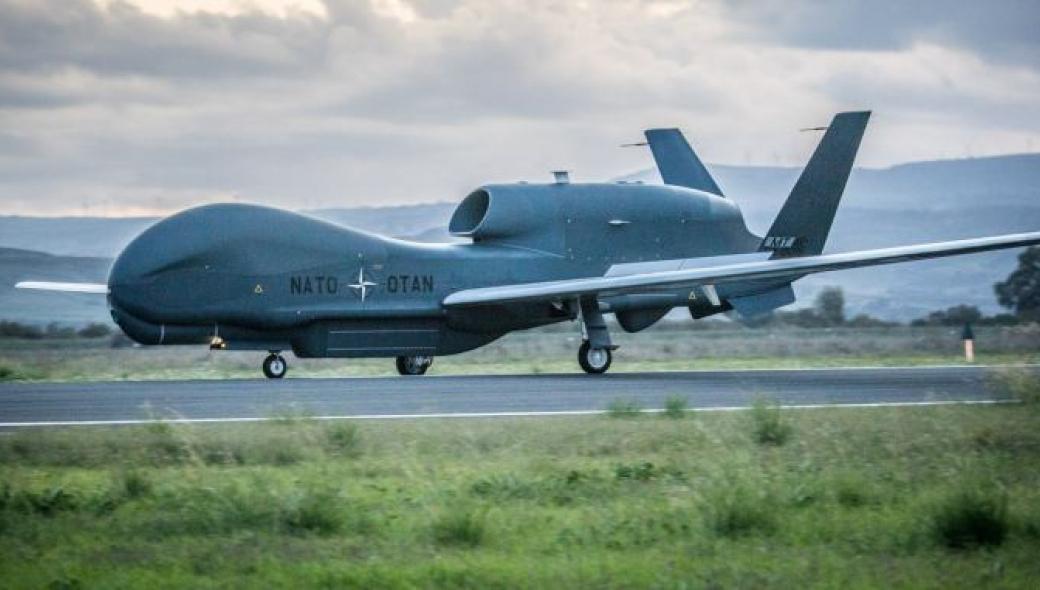 Ανάπτυξη Northrop Grumman RQ-4 Global Hawk από την νήσο Γκουαμ στην Ιαπωνία