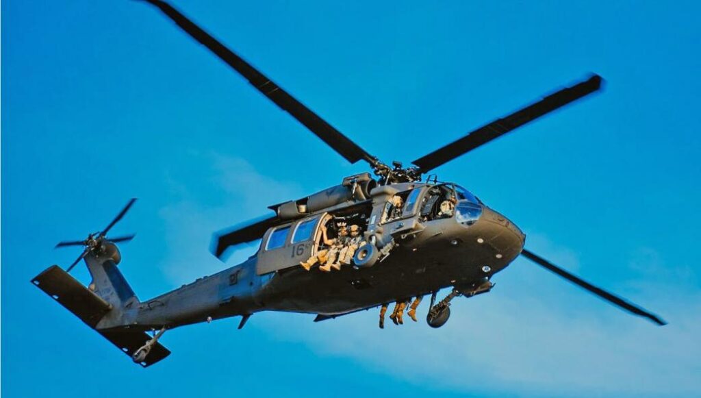 ΗΠΑ: Ελικόπτερα πέταξαν πολύ κοντά σε διαδηλωτές στην Ουάσιγκτον (βίντεο)