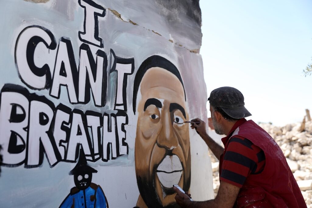 Δωρεά «μαμούθ»: Δύο εκατομμύρια στην οικογένεια του Τζορτζ Φλόιντ για να σπουδάσει η κόρη του