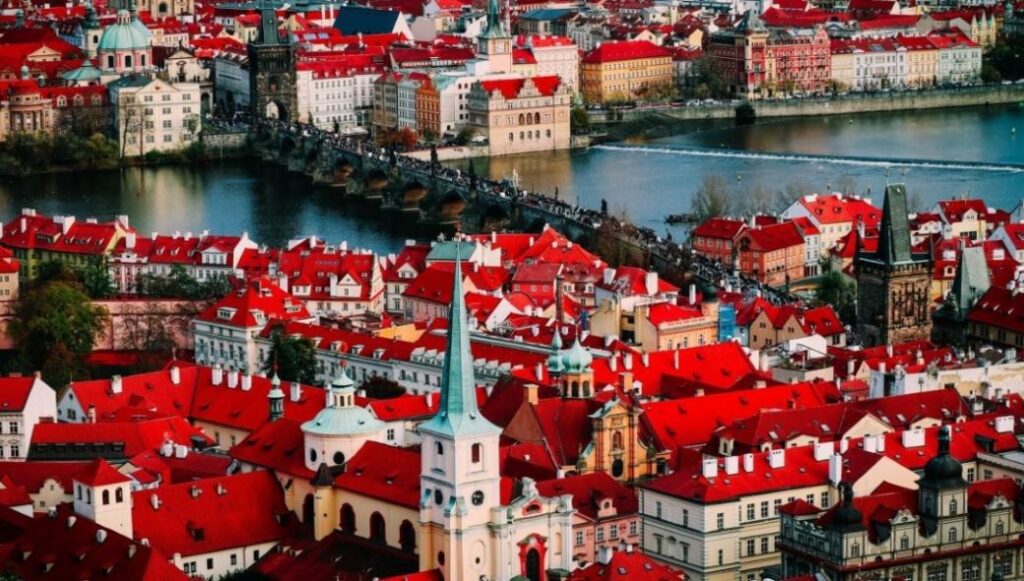 Διπλωματική σύγκρουση Μόσχας και Πράγας