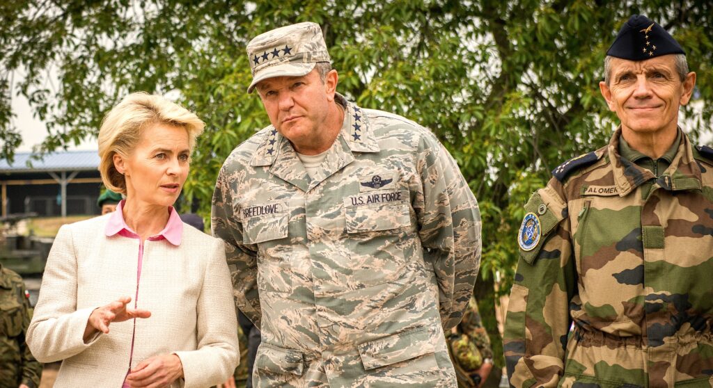 Βερολίνο: Αναμένουμε τις επίσημες ανακοινώσεις για την απόσυρση  των αμερικανικών δυνάμεων