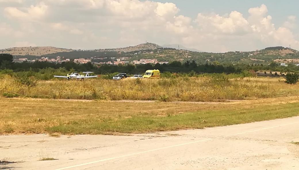«Τρόμος» στο αεροδρόμιο της Κοζάνης: Ατύχημα με εκπαιδευτικό αεροπλάνο (φώτο)
