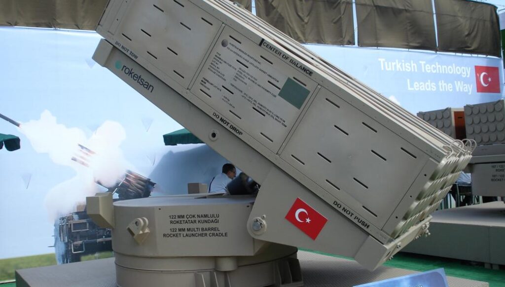 Μέχρι και συστήματα ΠΕΠ T-122 Sakarya μετέφεραν οι Τούρκοι στην Τρίπολη