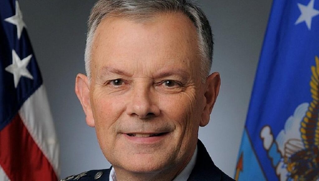 Αμερικανός αντιπτέραρχος: «Τα ρωσικά υποβρύχια μπορούν να πλήξουν τις ΗΠΑ»