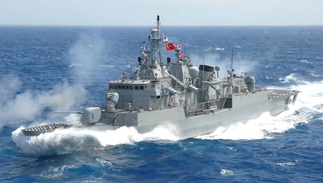 24 τουρκικά πολεμικά σκάφη γύρω από το Oruc Reis – Σε ετοιμότητα ΠΑ και ΠΝ