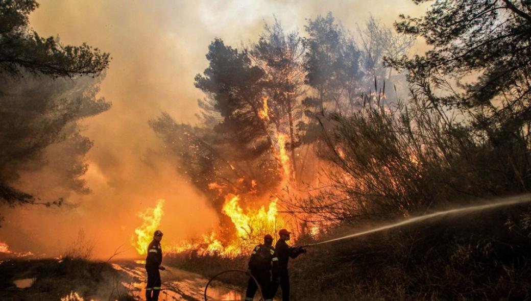 Τουρκία: Μεγάλη φωτιά στο Τσεσμέ απέναντι από τη Χίο