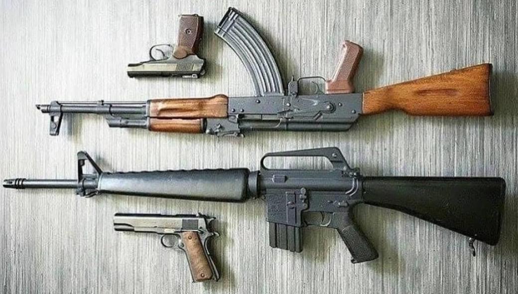 M16 vs AK 47: Ποιο είναι το καλύτερο τουφέκι εφόδου; (βίντεο)