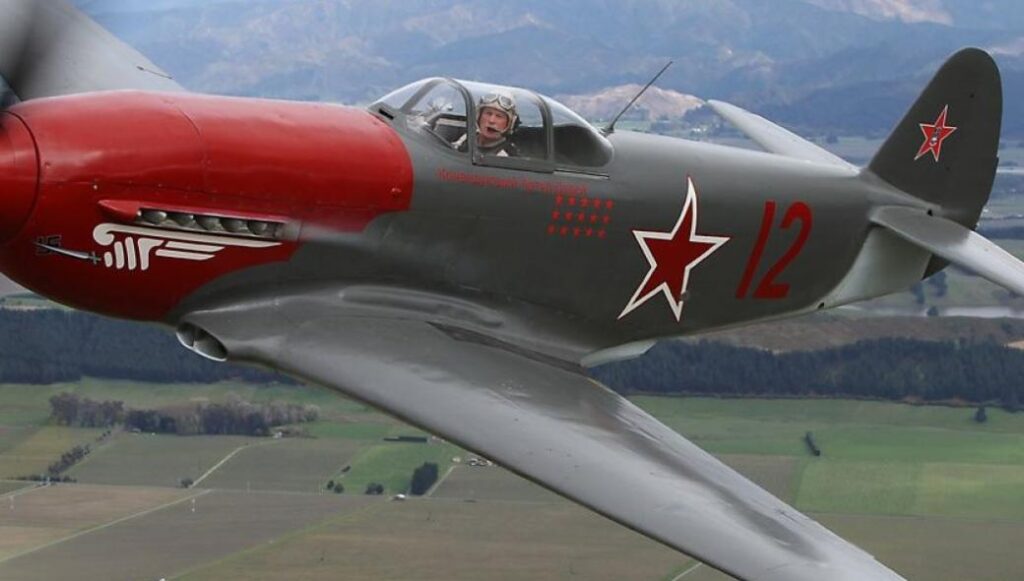 P-38J εναντίον YAK-3 πάνω από την Γιουγκοσλαβία: Η άγνωστη αμερικανο-σοβιετική αερομαχία