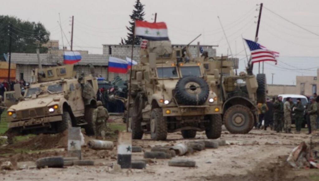 Σύγκρουση αμερικανικού και ρωσικού οχήματος στην Συρία – Τραυματίστηκαν Αμερικανοί στρατιώτες