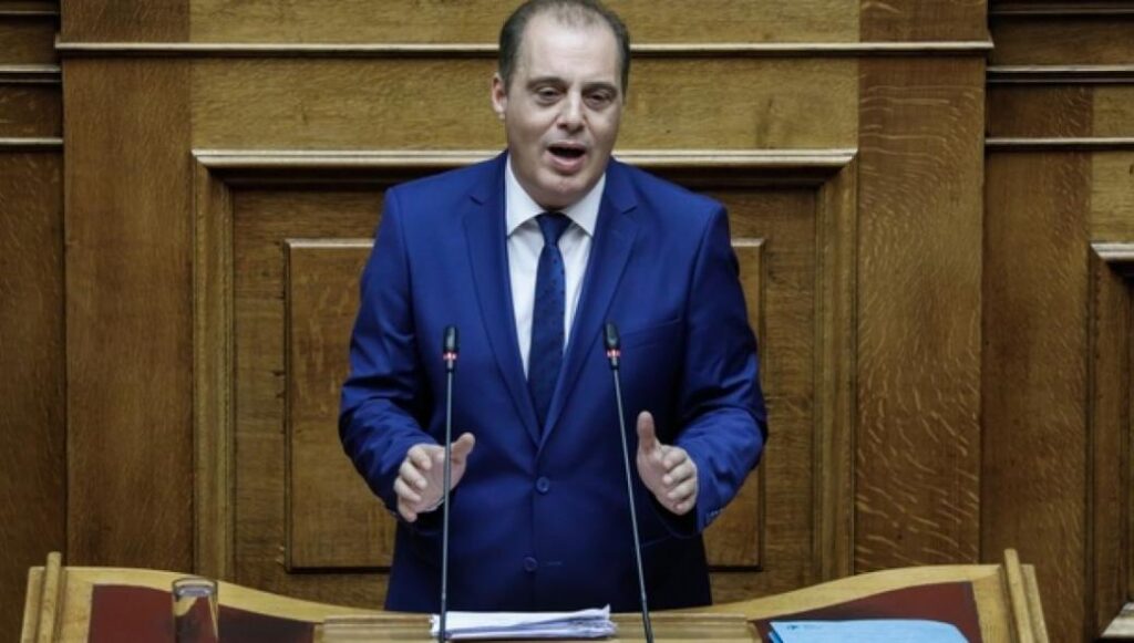 Κ.Βελόπουλος: «Ο Κώστας πήδηξε από το αεροπλάνο για να εγγυηθεί τις δικές μας νύχτες» (φώτο)