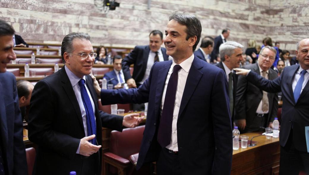 Κ.Μητσοτάκης: Έξαλλος με τον Γ.Κουμουτσάκο για την Θεία Κοινωνία