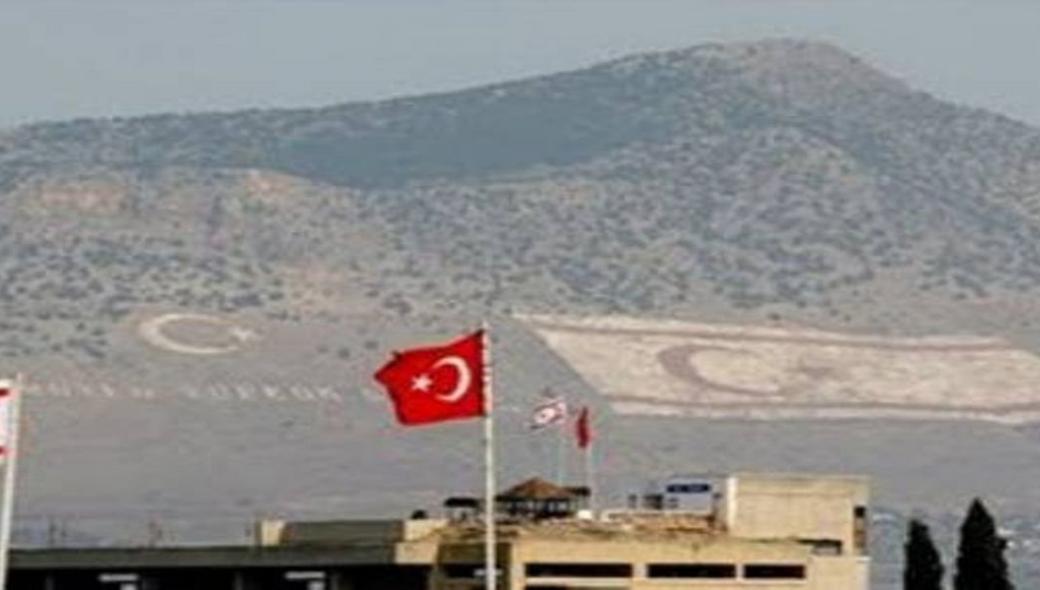 DW: Οι Τουρκοκύπριοι καλούνται να απαντήσουν αν θέλουν να γίνουν κομμάτι της Τουρκίας