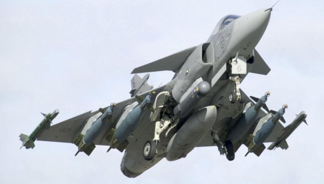 Η Σουηδία πρόκειται να διατηρήσει τα Gripen C/D και μετά το 2026