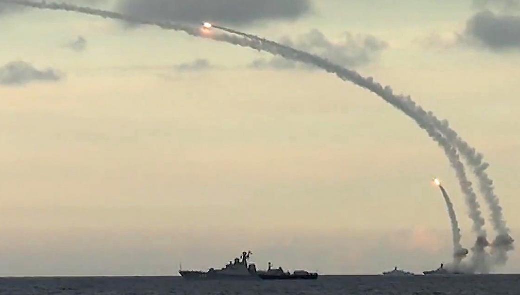 Πύραυλος cruise ρωσική φρεγάτα στη Μεσόγειο έπληξε στόχο στη βόρεια Συρία