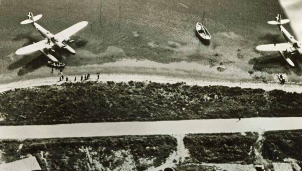 Β’ Παγκόσμιος Πόλεμος: Το ελληνικό νησί που βομβαρδίστηκε 195 φορές (φώτο)