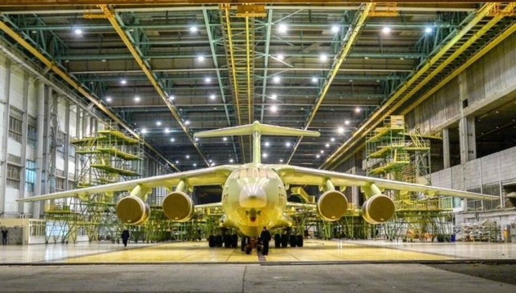 Ολοκλήρωση της συναρμολόγησης του νέου μεταφορικού αεροσκάφους Il-76MD-90A