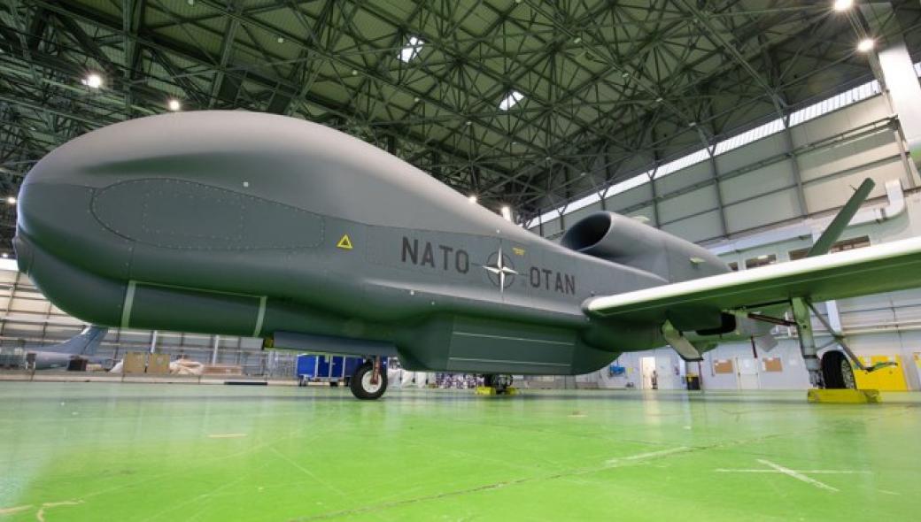 Παραδόθηκε στο ΝΑΤΟ το πέμπτο και τελευταίο UAV στρατηγικής αναγνώρισης RQ-4D