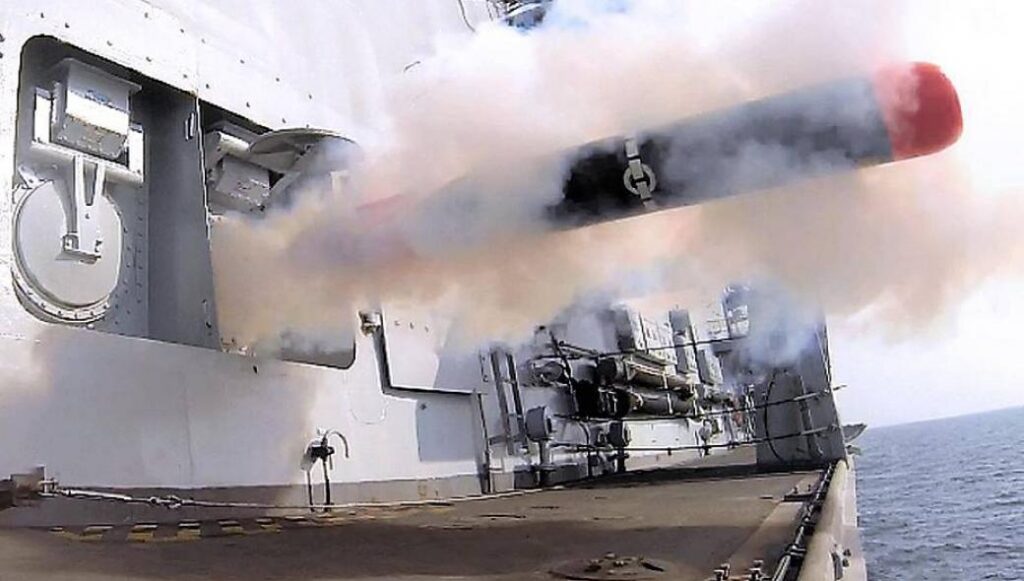 Νέα γενιάς ελαφρά τορπίλη δοκίμασε το βρετανικό ναυτικό από φρεγάτα Τ-23