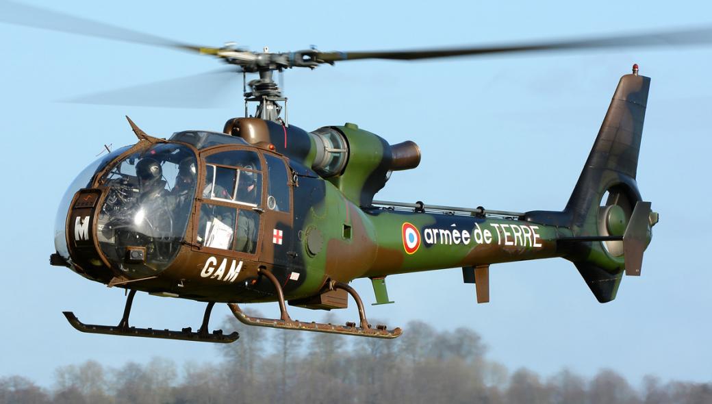 Επιχειρησιακή αξιολόγηση ελικοπτέρων της γαλλικής Αεροπορίας Στρατού από σκάφος Mistral