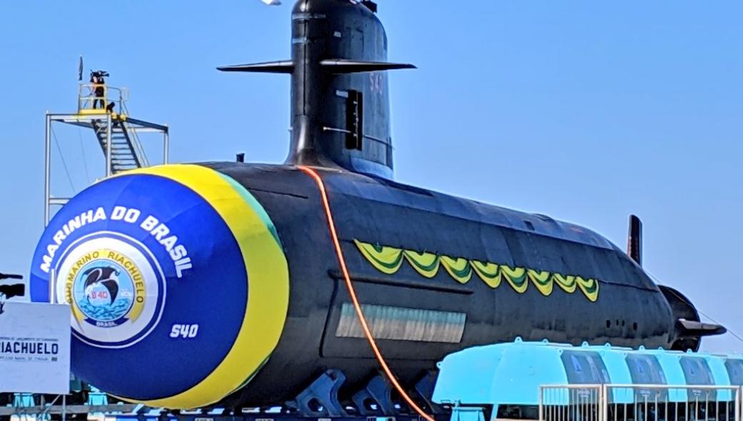 Το νέο υποβρύχιο επίθεσης της Βραζιλίας Riachuelo καταδύθηκε για πρώτη φορά