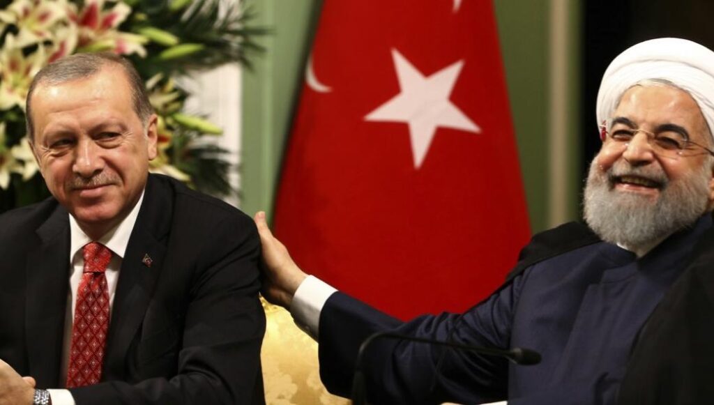 Μετωπική σύγκρουση Τουρκίας-Ιράν: Η Τεχεράνη ανησυχεί μετά την ήττα της Αρμενίας και το δείχνει