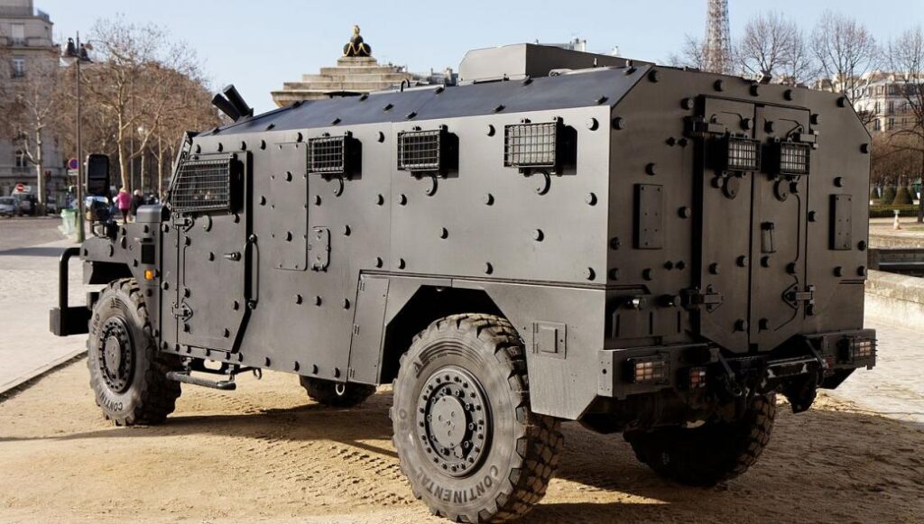 Η Γαλλία ξεκίνησε διαδικασία για την απόκτηση 89 νέων τεθωρακισμένων οχημάτων (φώτο)