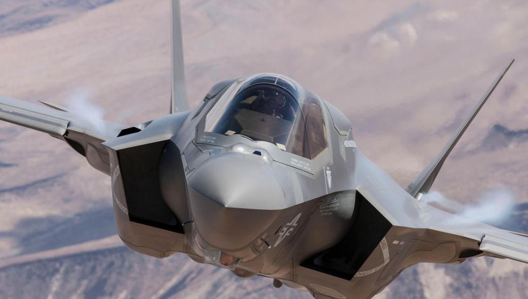 Τα «άκουσε» ο Αμερικανός ΥΠΑΜ από πιλότο F-35: «Δημιουργήσαμε ένα τερατούργημα»