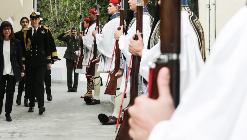 ΠτΔ: Οι Εύζωνες της Προεδρικής Φρουράς είναι θεματοφύλακες της ιστορικής μας μνήμης