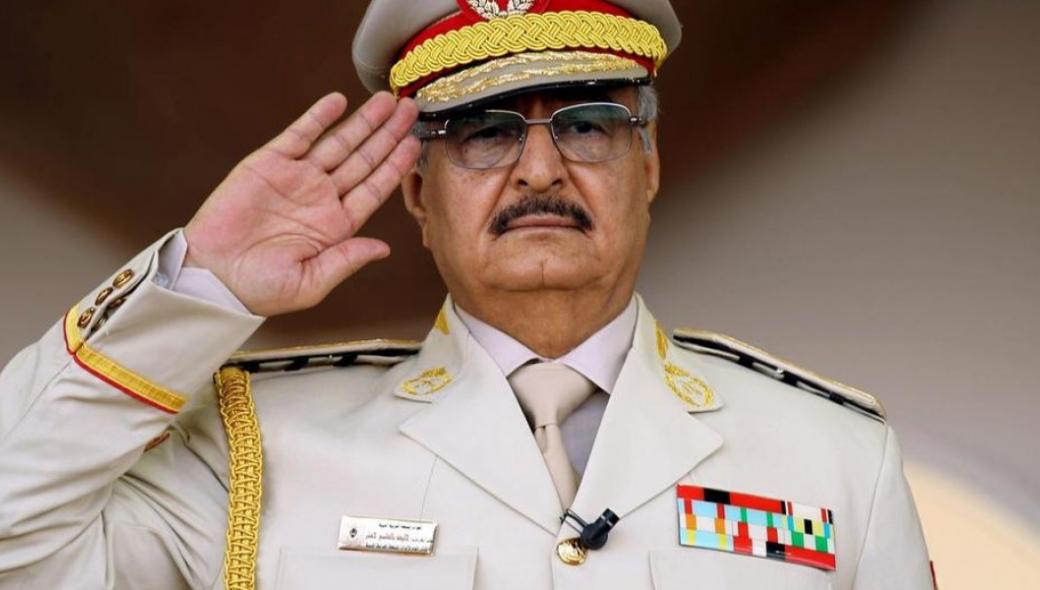 Χ.Χάφταρ: «Όσοι παραβιάζουν τον εναέριο χώρο της Λιβύης θα καταρρίπτονται»