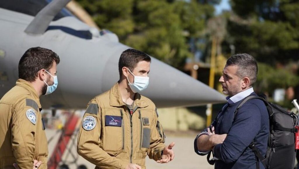 Ο Γάλλος πιλότος «Greg» εξομολογείται: «Το Αιγαίο είναι πανέμορφο από το κόκπιτ των Rafale»