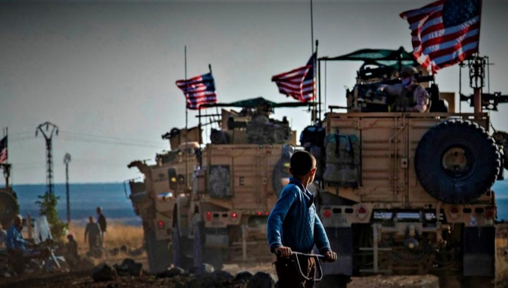 Έτοιμη η Άγκυρα να βομβαρδίσει τα αμερικανικά κομβόϊ που παραδίδουν όπλα στους Κούρδους (βίντεο)