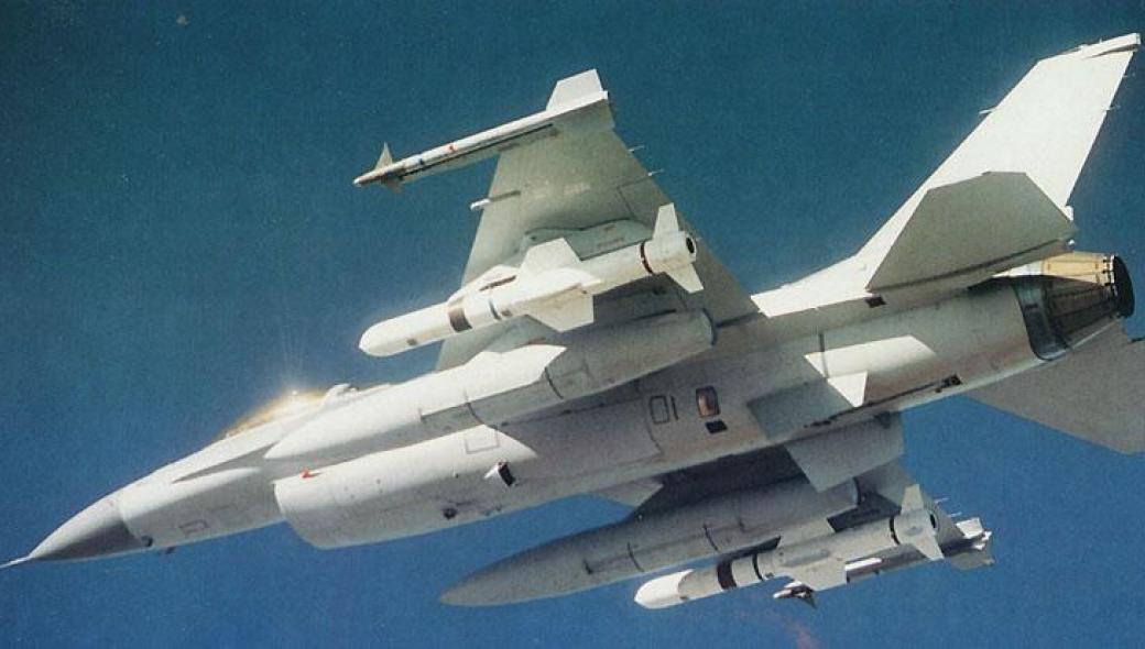 Τα  αναβαθμισμένα F-16 της ΠΑ αναλαμβάνουν και ρόλους ναυτικής προσβολής με  AGM-84H/K SLAM-ER