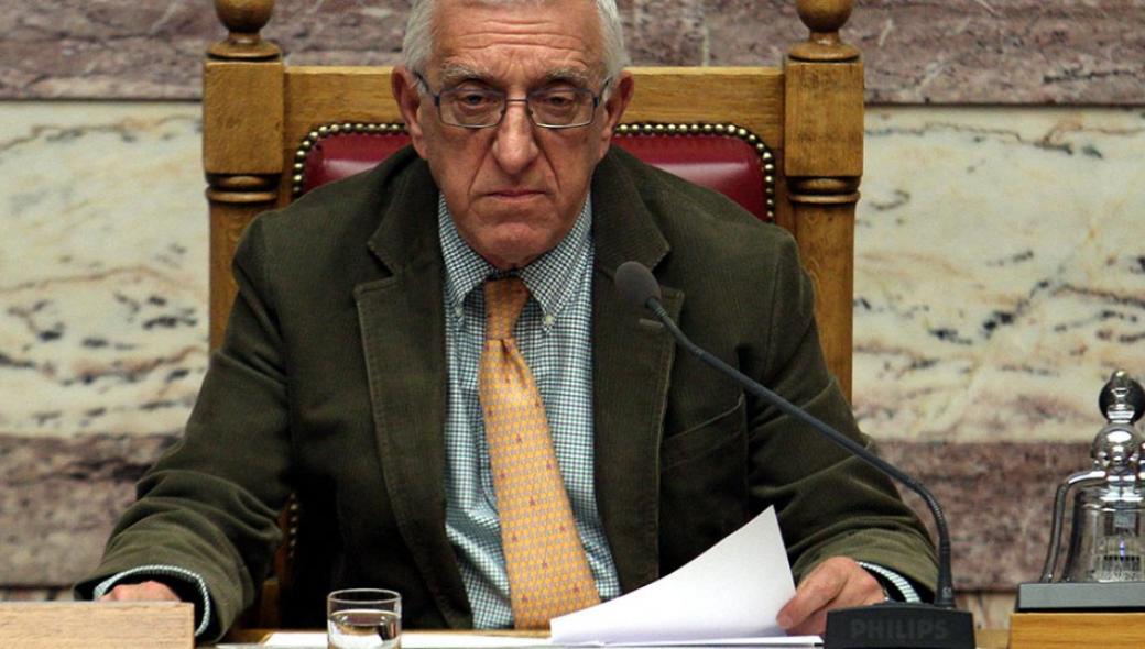 Φουρθιώτης-gate – «Αδειάζει» την κυβέρνηση ο Ν.Κακλαμάνης: «Περιμένω απαντήσεις»