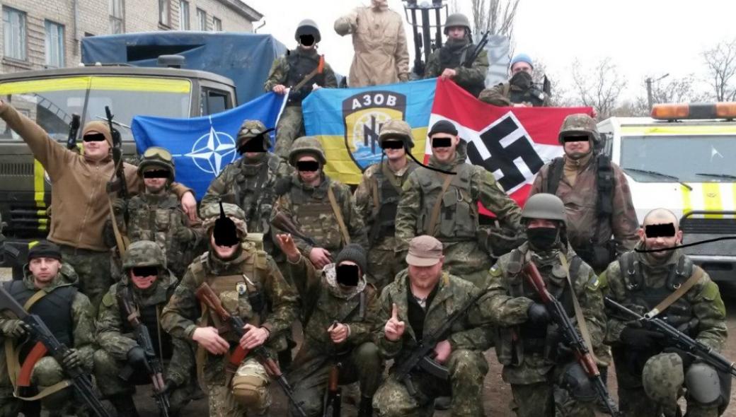 Ναζιστική σημαία σήκωσαν οι φιλοδυτικοί Ουκρανοί απέναντι από τους ρωσόφωνους στο Ντονμπάς!