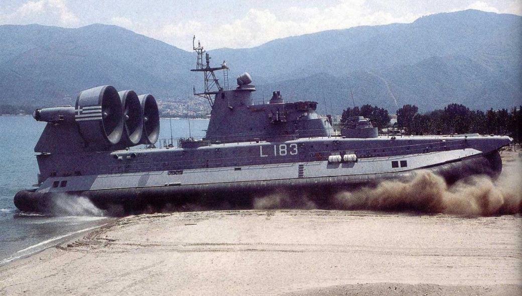 AK-630: Το πανίσχυρο πυροβόλο των 30 χλστ. των ΠΤΜ  Zubr του ΠΝ