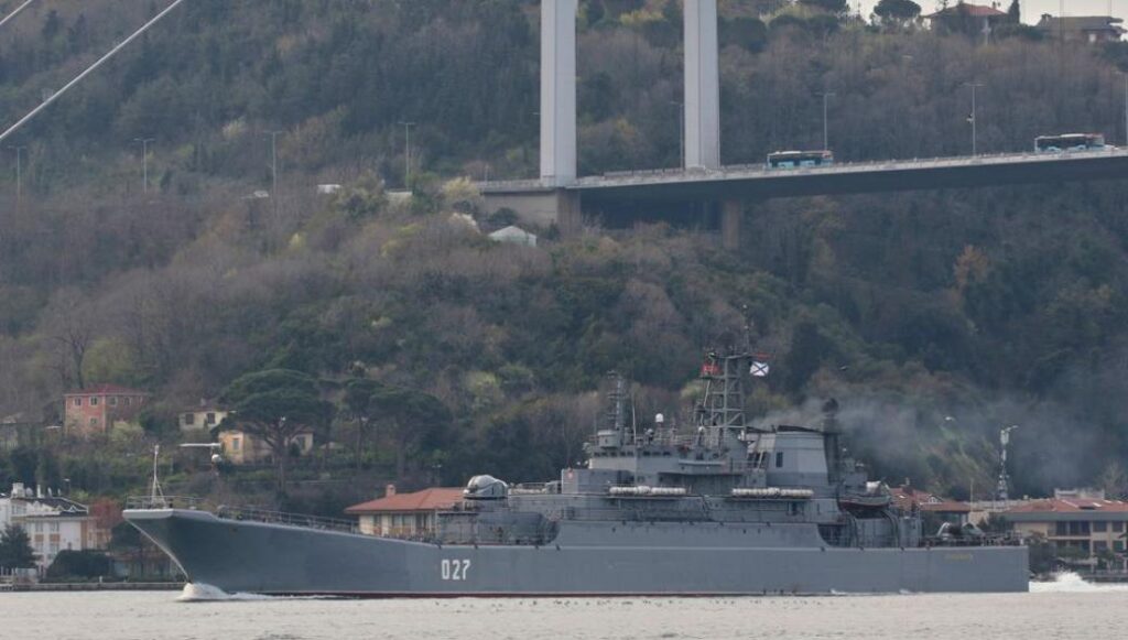 Η Ρωσία απέκλεισε διά θαλάσσης την ανατ.Ουκρανία – Άρματα μάχης T-80BVM από τον βόρειο Στόλο!