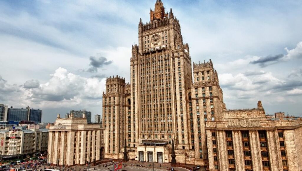 Στα «κόκκινα» οι σχέσεις Ρωσίας-Τσεχίας: Η Μόσχα απαντάει στην Πράγα