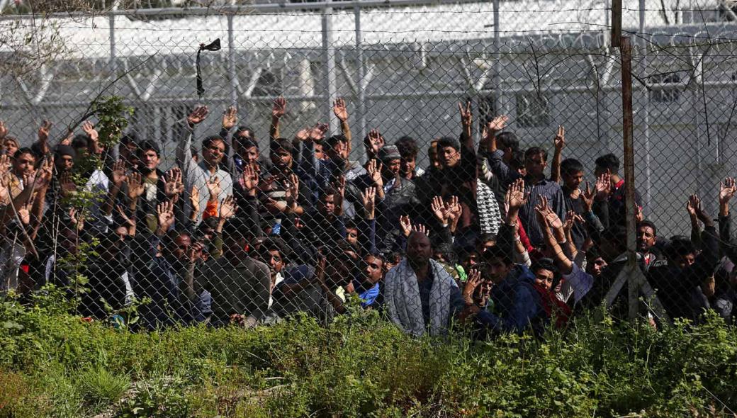 Έρχονται: Χιλιάδες αλλοδαποί περνούν τα τουρκικά σύνορα με κατεύθυνση την Ελλάδα