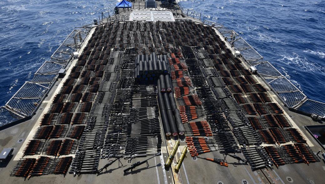 Ρωσικά όπλα αξίας 700 εκατ.$ κατέσχεσε το αμερικανικό Ναυτικό στην Αραβική Θάλασσα!