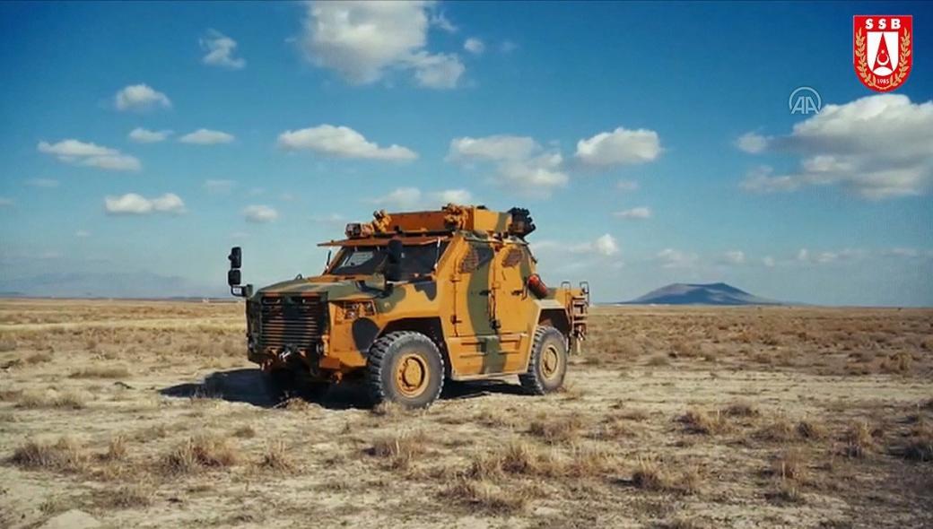Τουρκία: Δοκιμή πολλαπλού εκτοξευτή ρουκετών στο  MRAP Vuran